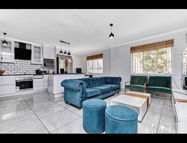 2 BEDROOM APARTMENT FOR SALE IN NORTH RIDING